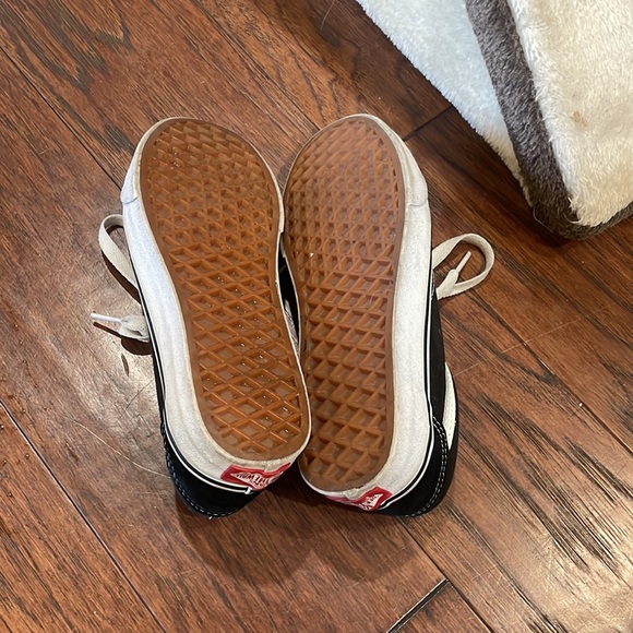 worn only a few times! In fair condition:) - Picture 3 of 5